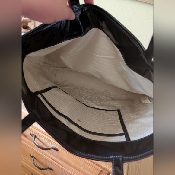 Kate Spade Tote - Boys Make Passes At Girls In Glasses - Picture 4 of 6